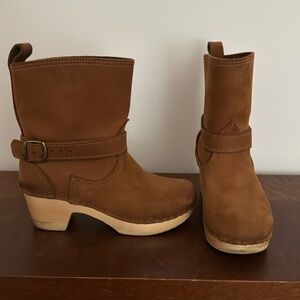 Sven Leather Clog Boots